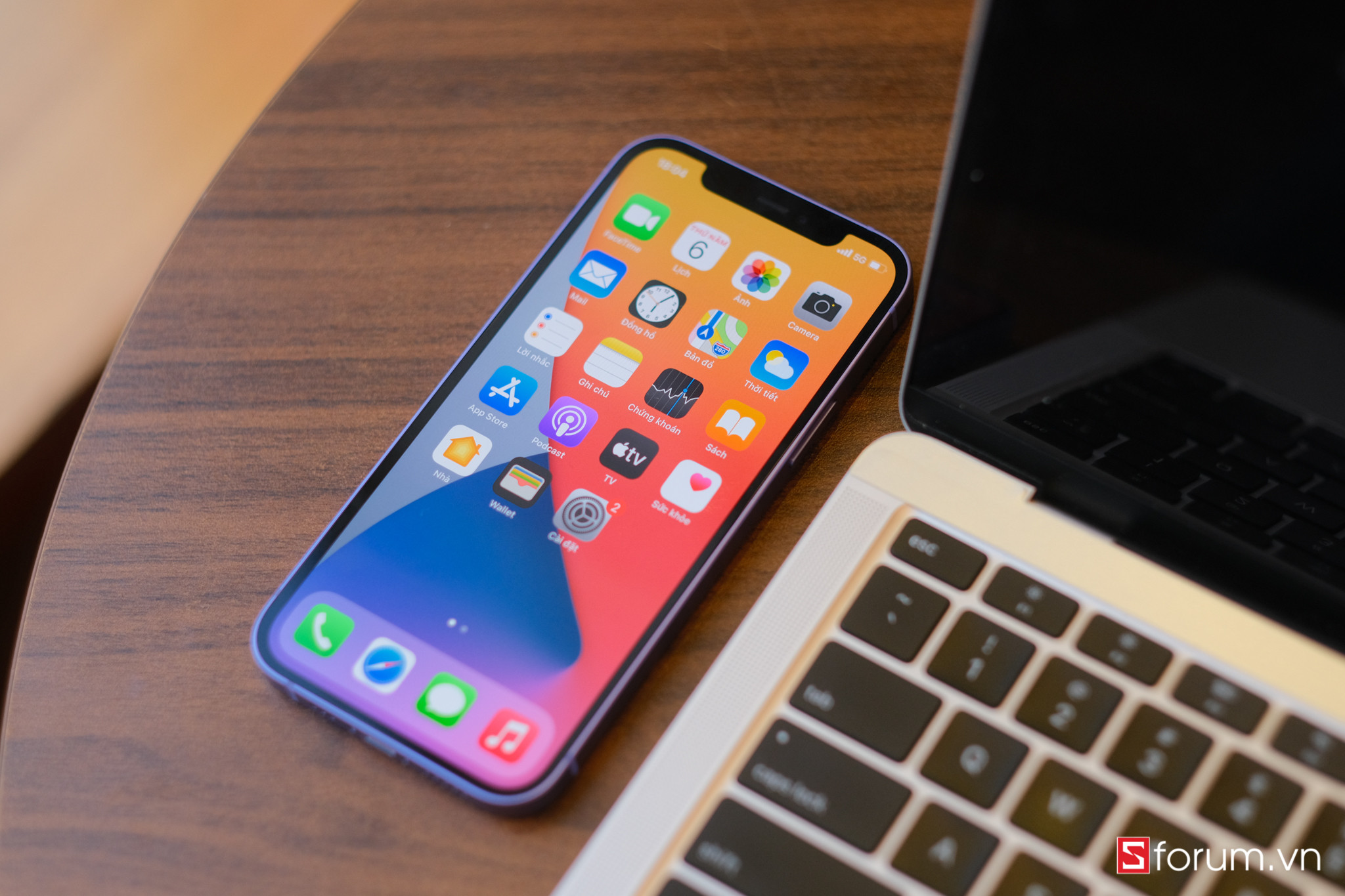 Các hộp đựng iPhone 12 Pro Max chính hãng VN/A