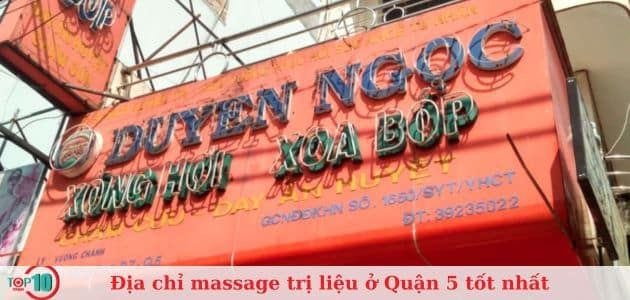 Góc tiếp khách và không gian xanh mát tại Massage Duyên Ngọc Quận 5