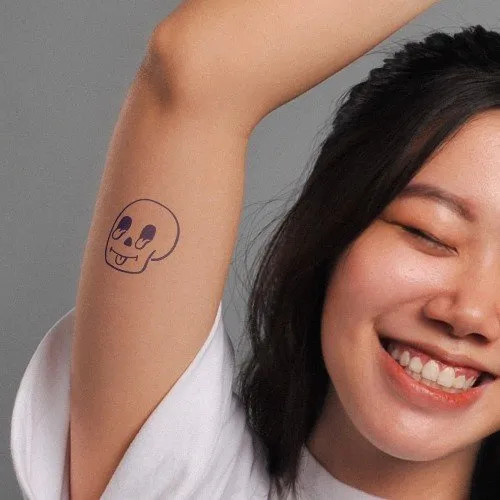 Hình xăm đầu lâu đơn giản cho nữ, thể hiện cá tính mạnh mẽ