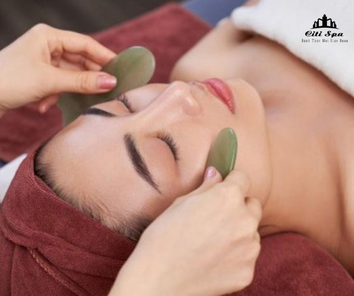 Không gian thư giãn với ghế sofa tại Citi Spa Bình Dương