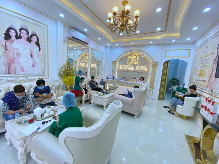 Khu vực tiếp đón Royal Spa Bắc Ninh
