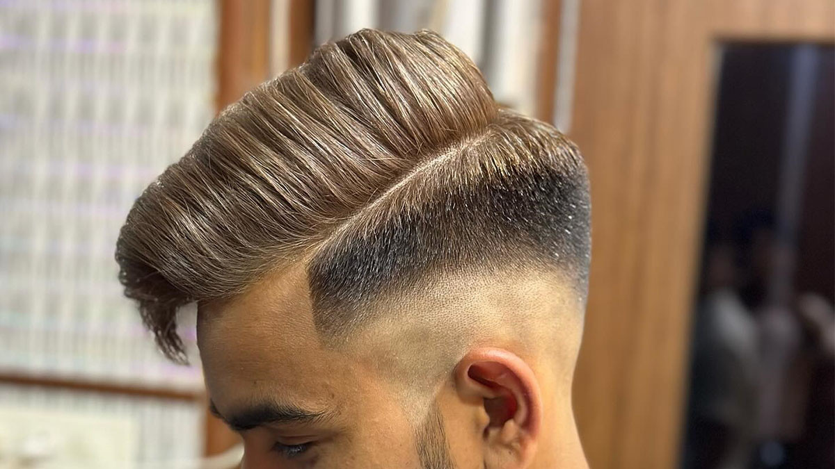 Kiểu tóc undercut nam vuốt rẽ ngôi lịch lãm