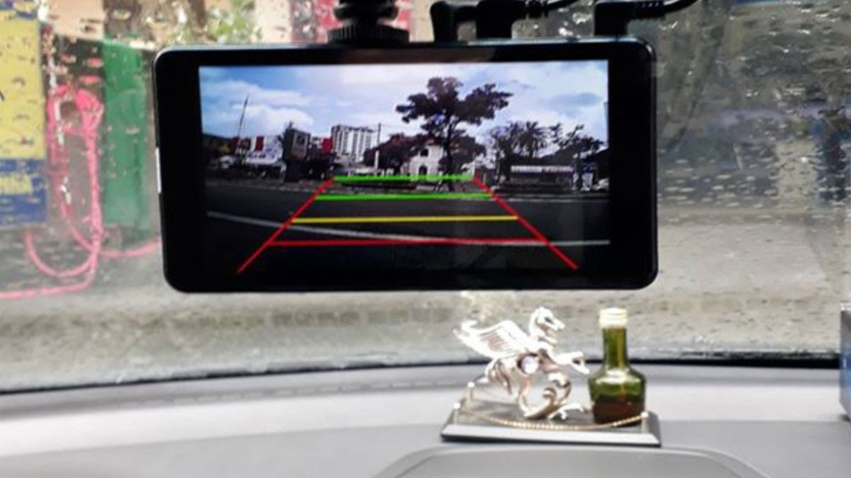 Mẫu camera hành trình cảnh báo tốc độ Vietmap A50 phổ biến