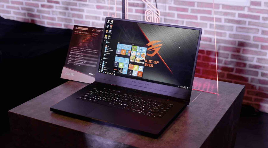 Máy tính bàn chạy hệ điều hành Windows 10