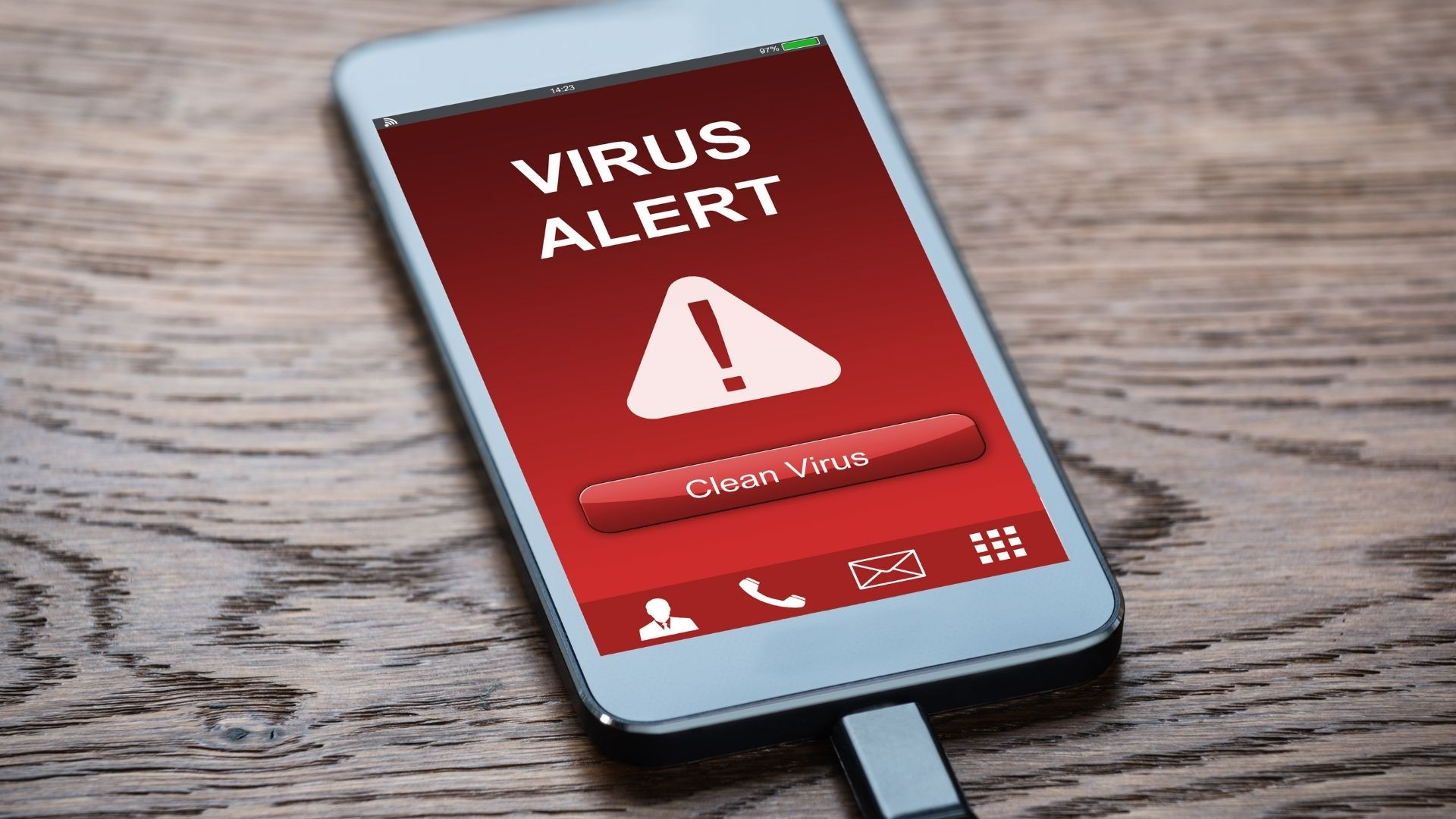 Người dùng quét virus trên máy tính