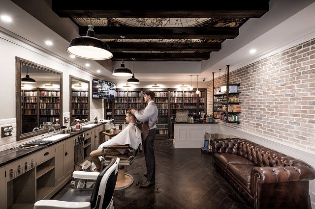 Chọn salon hớt tóc nam phù hợp với phong cách