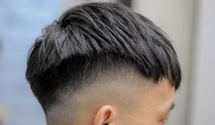 Tóc layer ngắn cạo hai bên cho nam giới