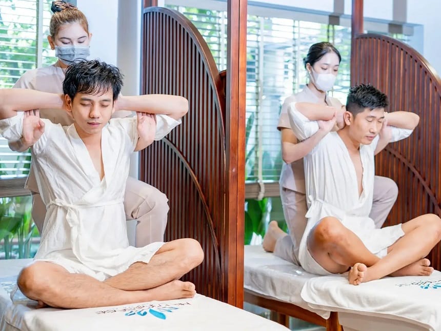Nhân viên tay nghề cao giúp bạn có những phút giây thư giãn thoải mái